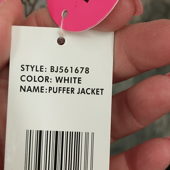 Betsey johnson white puffer jacket - Picture 6 of 7